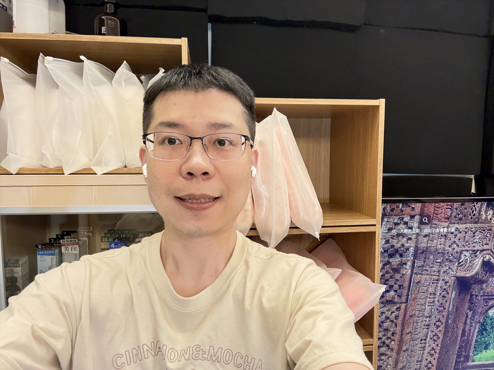 Mego個人照片